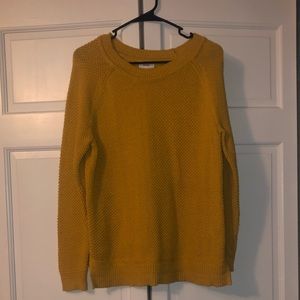 Old Navy yellow sweater